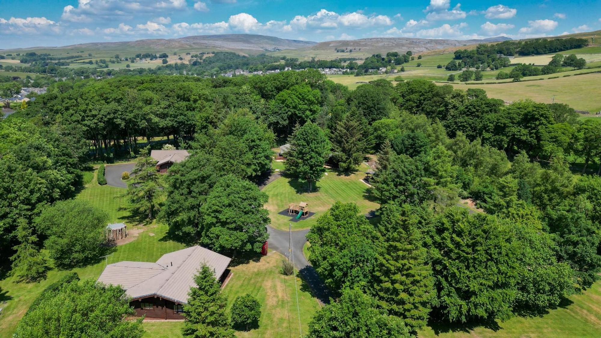 Pinecroft Lodges Ingleton  Exterior photo